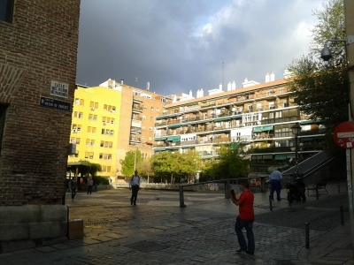 DV (176)